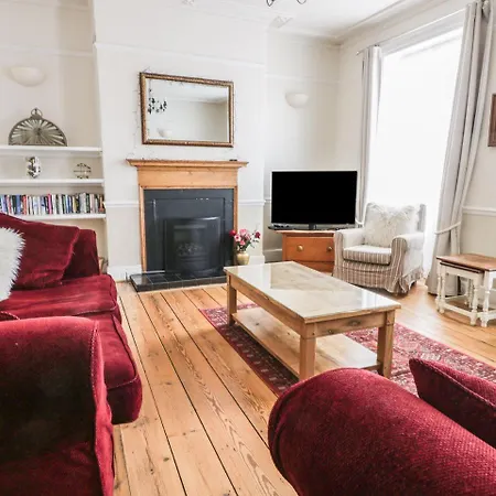 Roseberry House بيت للعطل ويتبي