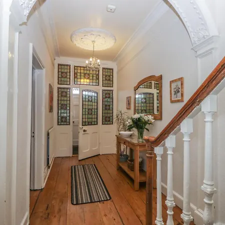 Roseberry House