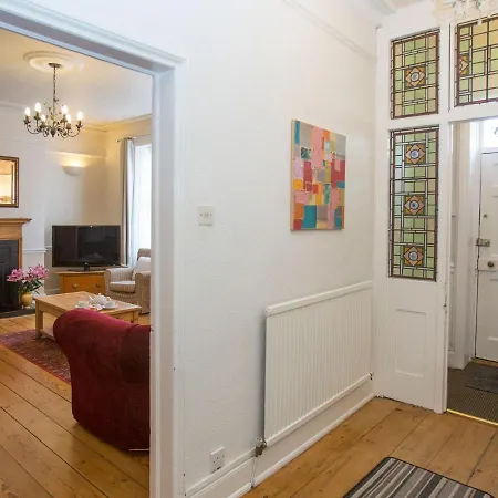 Roseberry House بيت للعطل *