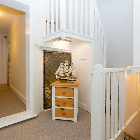 Roseberry House *